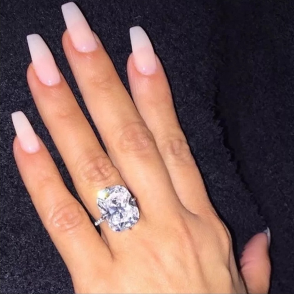 NEW 8 CARAT RADIANT 18K WHITE GOLD ENGAGEMENT RING
